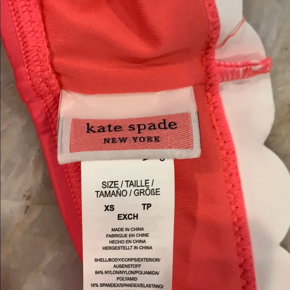 NWOT Kate‎ Spade darling scallop bikini bottoms!
